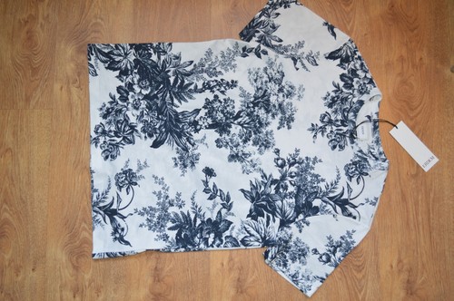 ERDEM Pembridge Blue Toile White Peter Cottn T-Shirt Mens Short Sleeve Small New - Picture 7 of 17