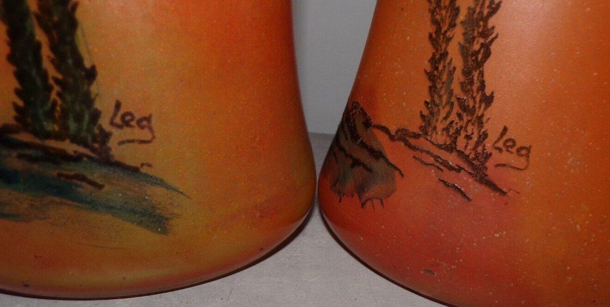 Lot De 2 Vases En Verre Peint Orientalisme - Signé Laiguelet - Occasion En Bon état