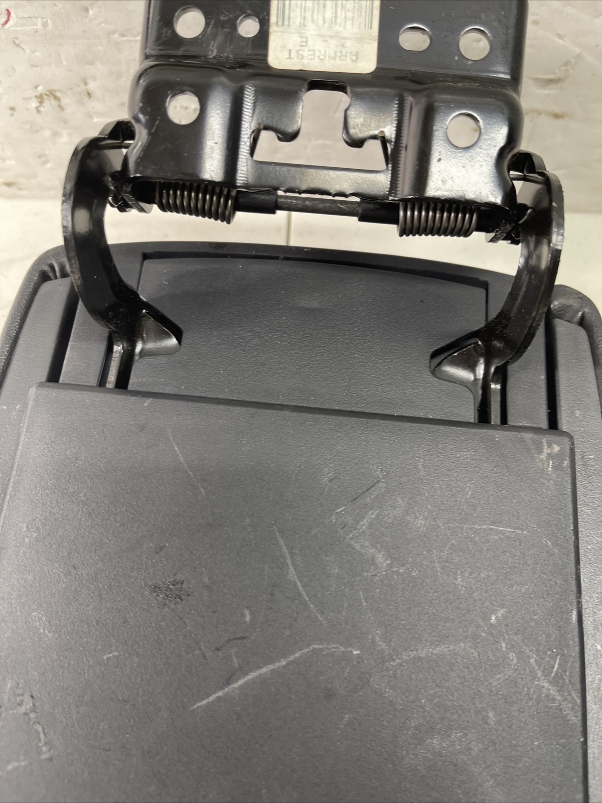 2009 2010 2011 2012 2013 MAZDA 6 CENTER CONSOLE ARM REST LID COVER