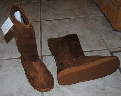 MICHEL TOYS HANDELS - GMBH Stiefel Wildlederoptik mit.weichem Teddyfutter Gr. 39 braun (Tan)