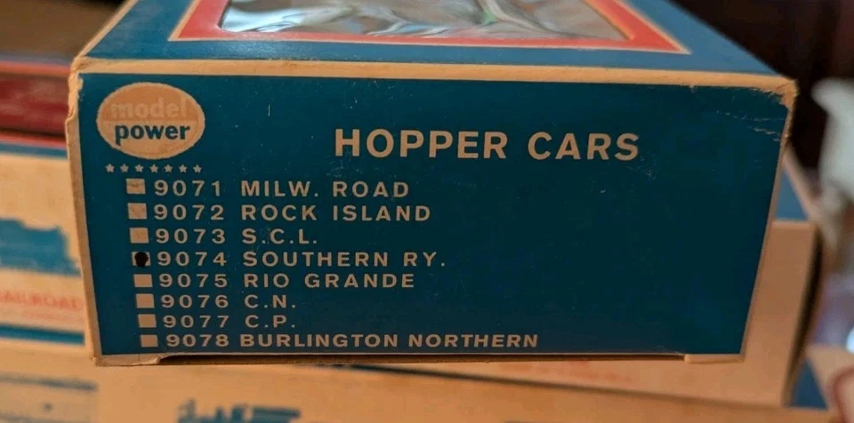 Model Power HO Southern Railway 4 Bay Open Hopper New in Box - Image 4 of 4