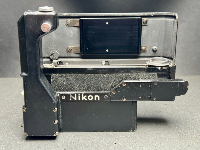 Nikon F-36 Motor Drive with Cordless Battery Pack for Nikon F