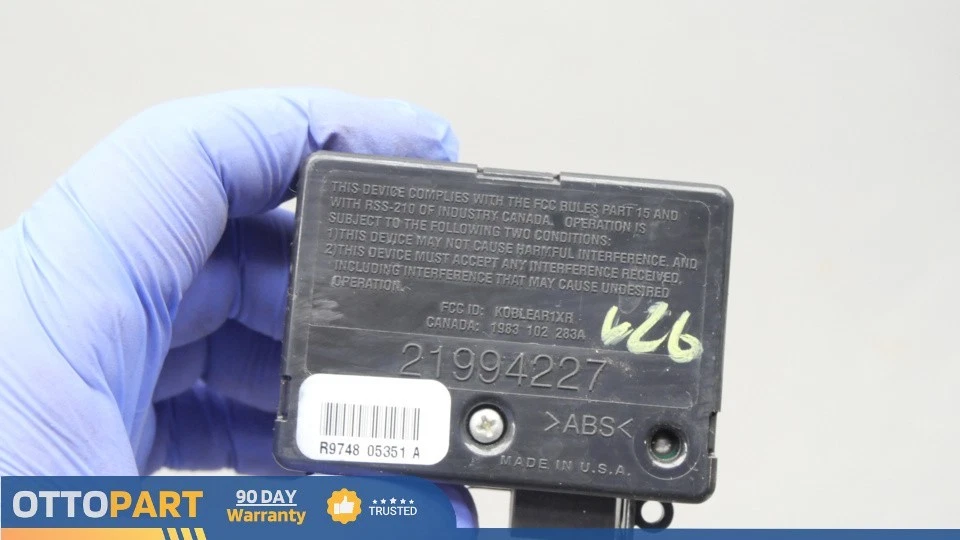 Pontiac Solstice 2006-2009 receptor de cerradura de puerta de control remoto OEM 21994227 Foto 4 de 4