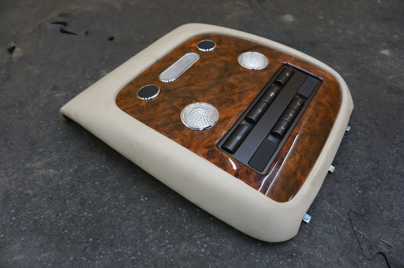 Front Overhead Roof Console Dome Light Switch Wood 3W8868641 Bentley GT 2005