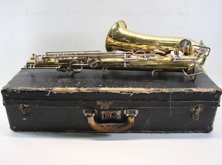 Vintage Buescher Elkhart 21A saxophone, USA, Good Condition