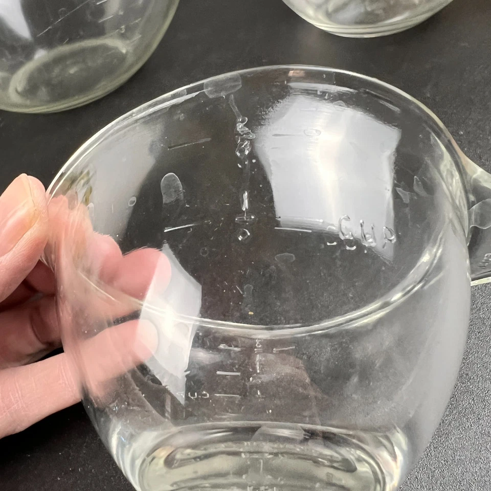 Vintage Pyrex Glass Measure/Mix Teardrop Nesting Bowls 1,3,8 Cup Set Of 3 - Image 4 of 4