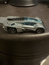 Hot Wheels AcceleRacers 2005 Racing Drones 6/9 Car Mystery Car Mattel