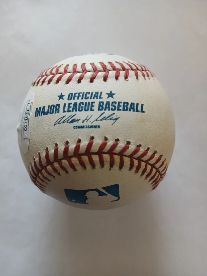 Jason Varitek-Boston Red Sox Catcher and Team Captain Signed MLB Baseball - Image 4 of 4