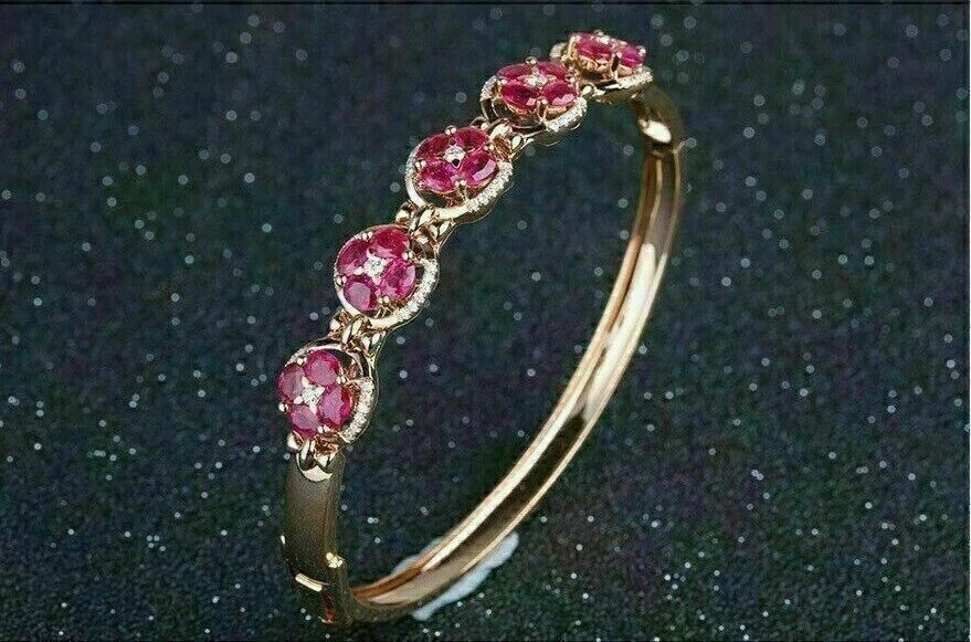 Brazalete brazalete de rubí simulado de corte redondo de 3 quilates enchapado en oro amarillo de 14 quilates para mujer Foto 2 de 4