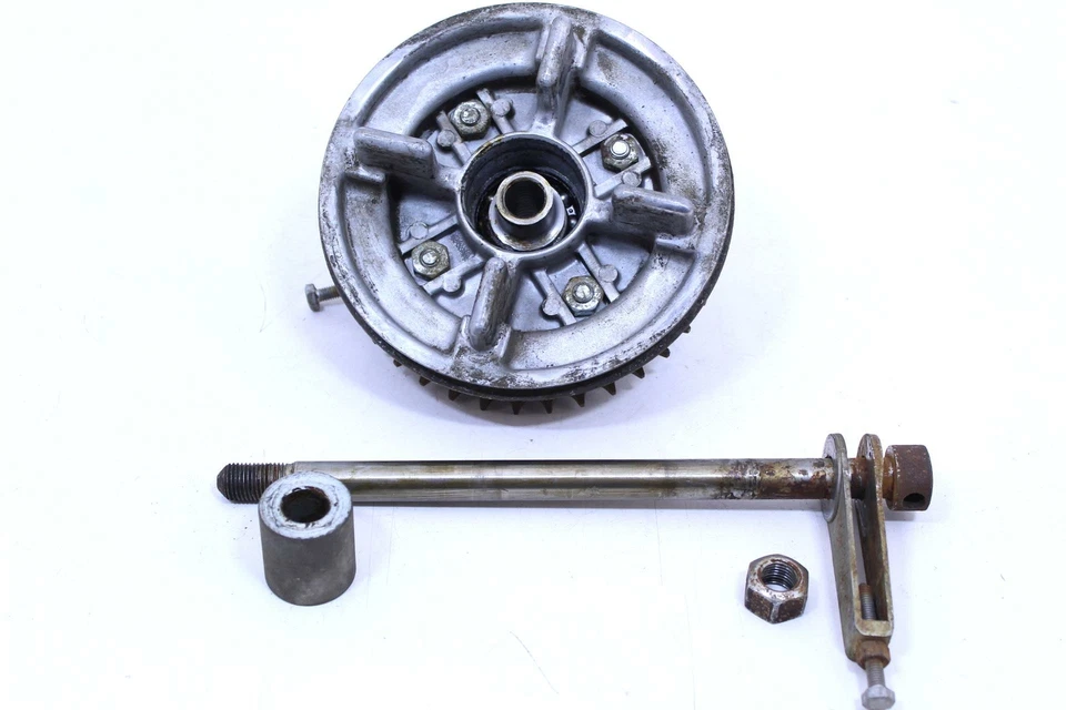 Honda Ca160 1968 OEM piñón trasero eje portador y ajustadores R6,BX8 Foto 3 de 4