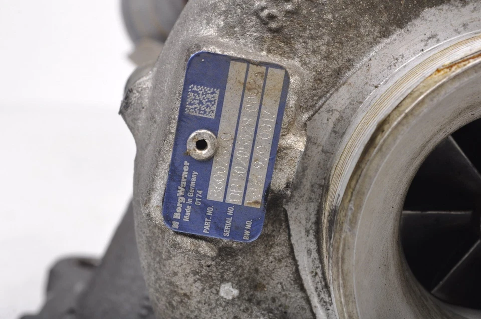 VOLVO S60 II V60 2.4 D5 215PS Turbo Turbolader 10069700017 31293086 36002640 - Bild 2 von 4