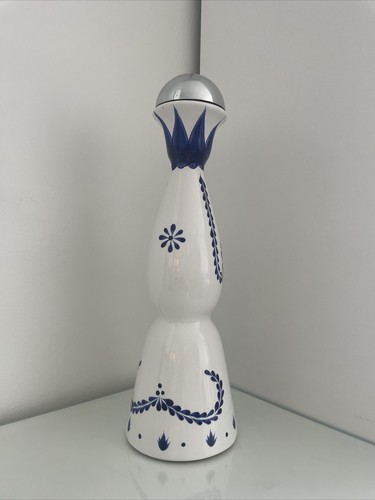 Clase Azul Reposado Tequila Bottle Beautiful Decorative Empty - Picture 3 of 6