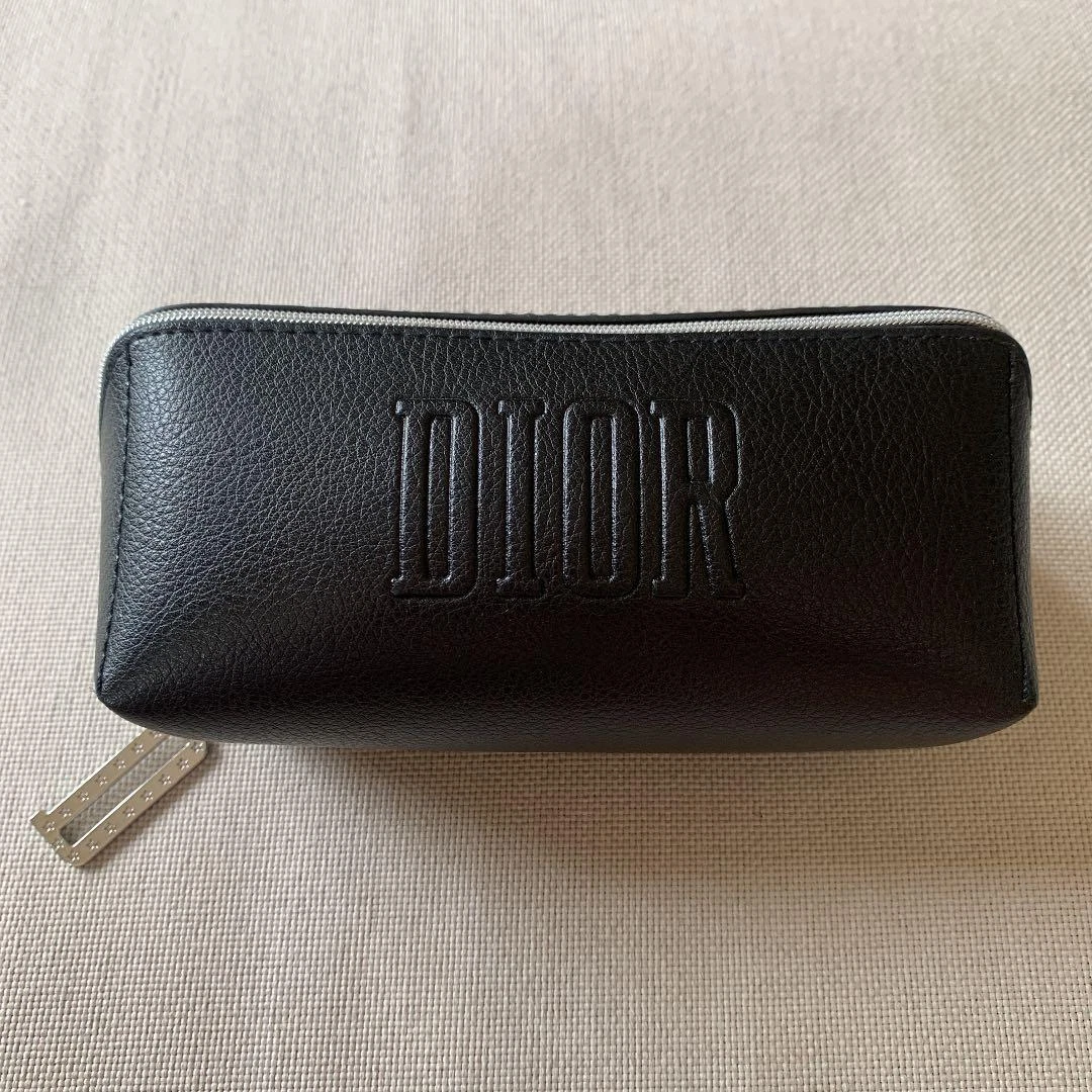 Pochette Christian Dior 27