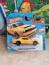 Hot Wheels Dodge challenger 