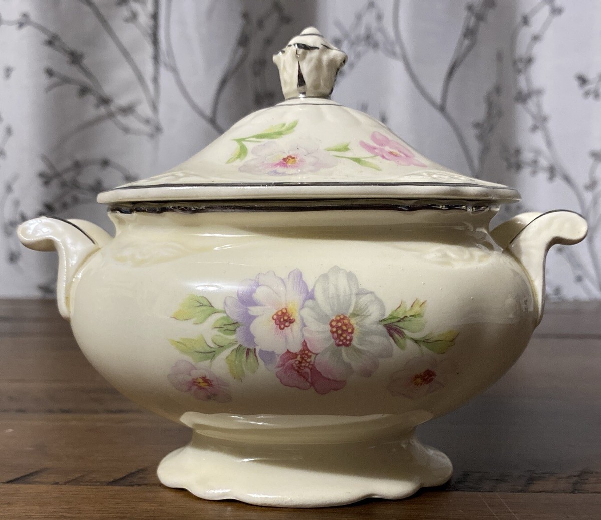 VTG Homer Laughlin Virginia Rose Sugar Bowl W/Lid Handle Vintage USA China