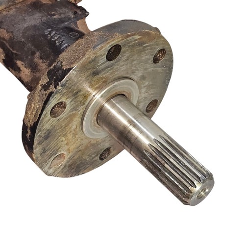 Right Front Axle Assembly With Brakes John Deere F935 - Picture 3 of 6