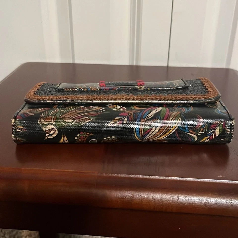 Sakroots Artist Circle Trifold Multicolor Bird Peace Canvas Women's Wallet - Image 2 of 4