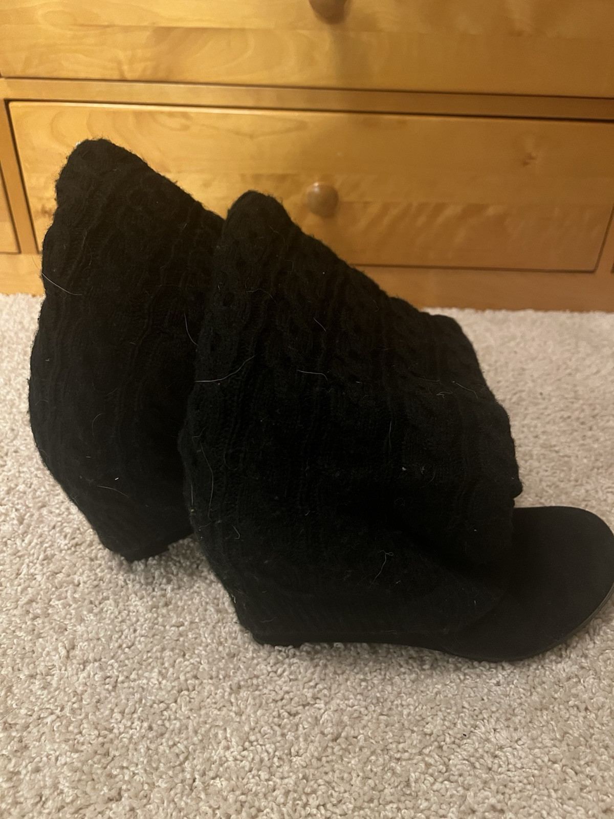 Steve Madden Black Cable Knit Sweater Wedge Boots Size 10 Medium