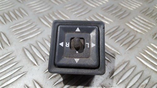 2775 Schalter Spiegelverstellung  Mitsubishi Pajero DE514243-03