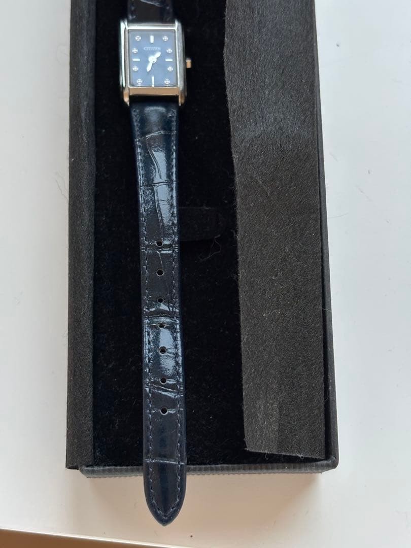 Citizen Navy Leather Rectangular Quartz Watch Uni… - image 6