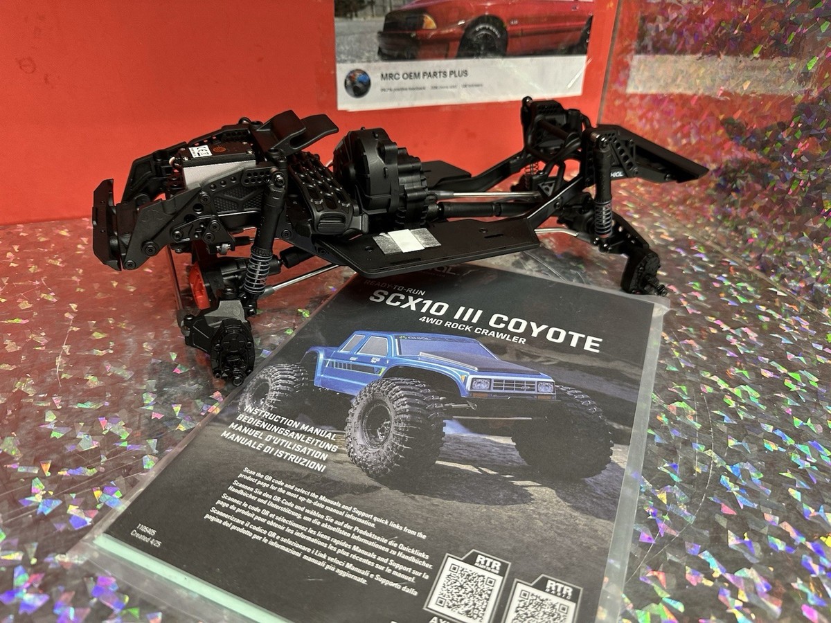 Axial SCX10III Coyote 1/10 Crawler Roller Chassis Portals Shocks