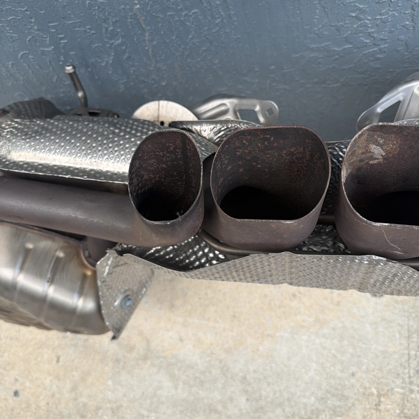 2017-2020 Acura NSX OEM REAR Exhaust Muffler  OEM MINT CONDITION !!!
