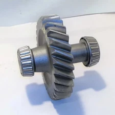 Used MFWD Idler Gear fits John Deere 4555 4560 4650 4755 4760 4850 4955 R71318