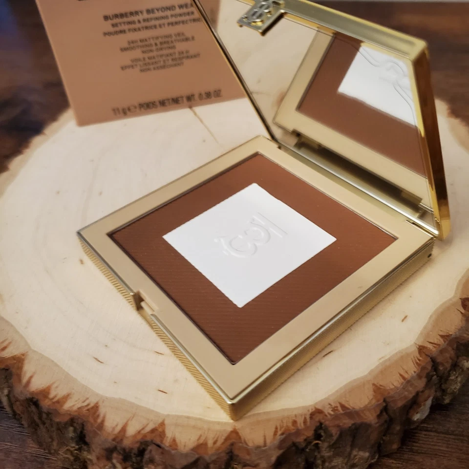 Burberry Beyond Wear Setting And Refining Powder 24H face makeup DEEP NEW - Image 2 of 4