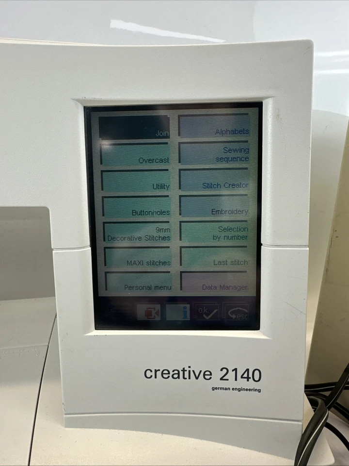 PFAFF Creative 2140 Sewing Machine W/ Power Cord, Pedal & Case - Image 3 of 4