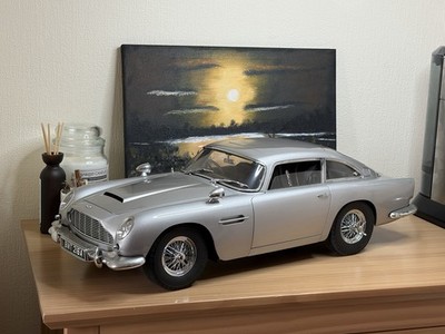1:8 *RAR* EAGLEMOSS James Bond ASTON MARTIN DB5 007 RHD MODELLAUTO *KOMPLETT*