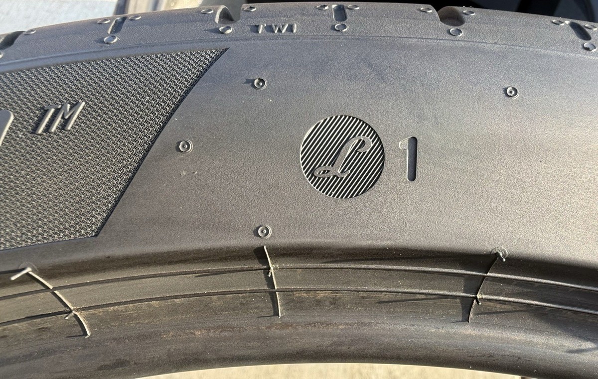 Pirelli P Zero PZ5 325/30ZR23 Tire for sale online | eBay