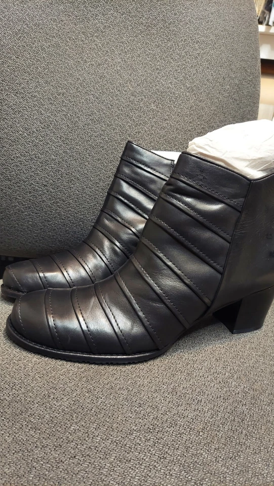 new WALKING CRADLES ELITES Cajun Bootie Black size 12m Ret. $180 - Image 3 of 3