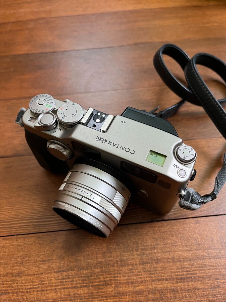 Contax G2 Rangefinder Film Camera w/ 45mm f/2 Zeiss Planar T Contax G2 Rangefinder Film Camera w/ 45mm f/2 Zeiss Planar T