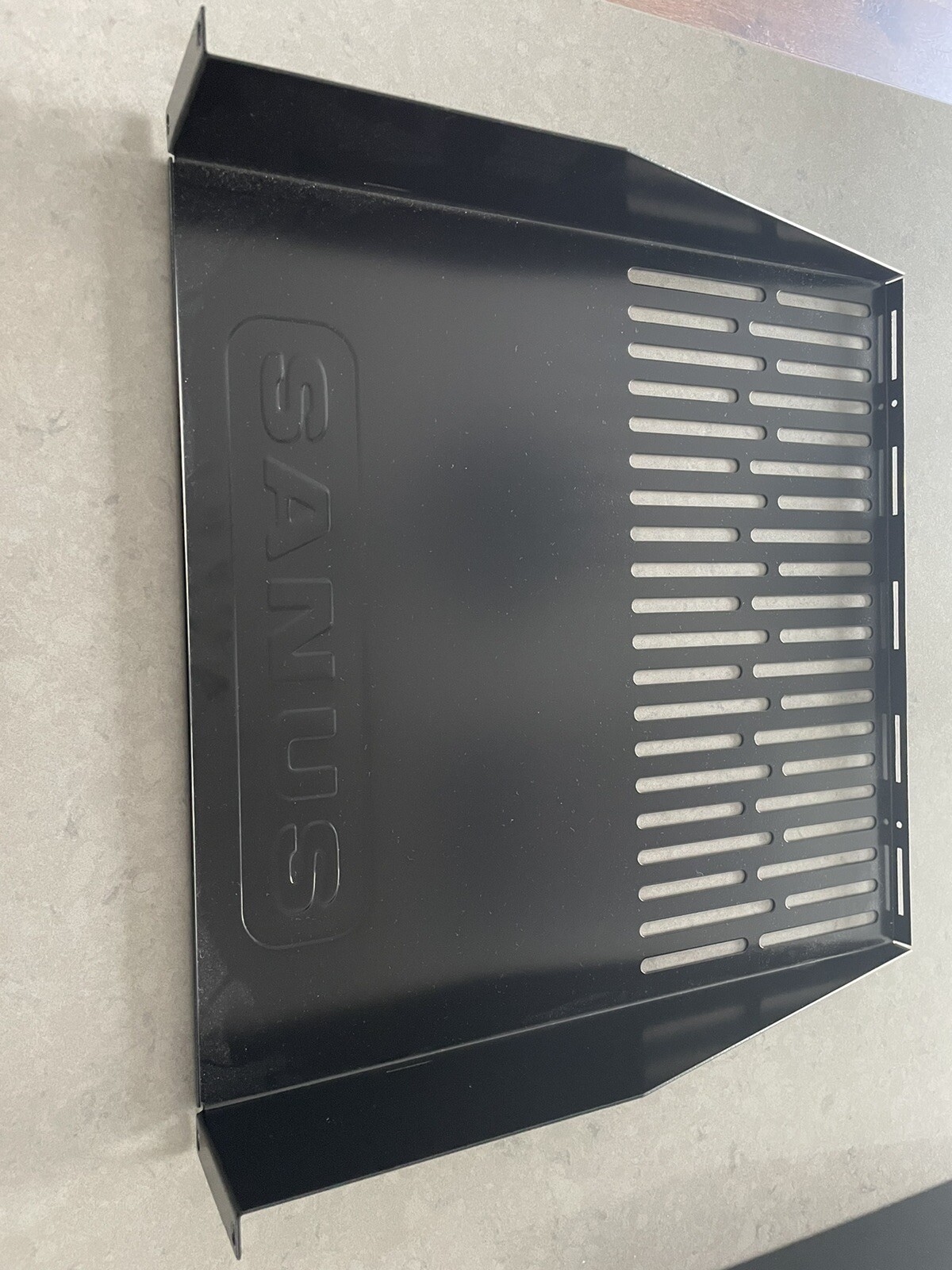 Sanus vented shelf 1U (server Rack) | eBay UK