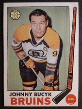 1969-70 TOPPS HOCKEY #26 JOHNNY BUCYK BRUINS NEARMINT