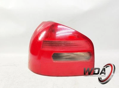 Feu arriere gauche Audi A3 I A3 I 8L0945095A - Photo 1/2