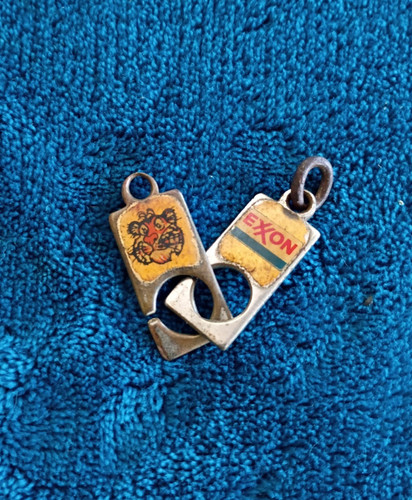 Vintage  Exxon Oil & Gas Service Station logo keychains.
