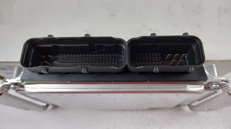 Centralina motore originale OE PEUGEOT 107 CITROËN C1 194370 - Immagine 2 di 3