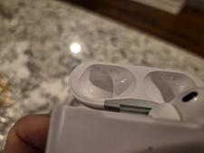 Apple AirPods Pro 2nd Generation Gen 2 2022 with Magsafe USB-C Charging