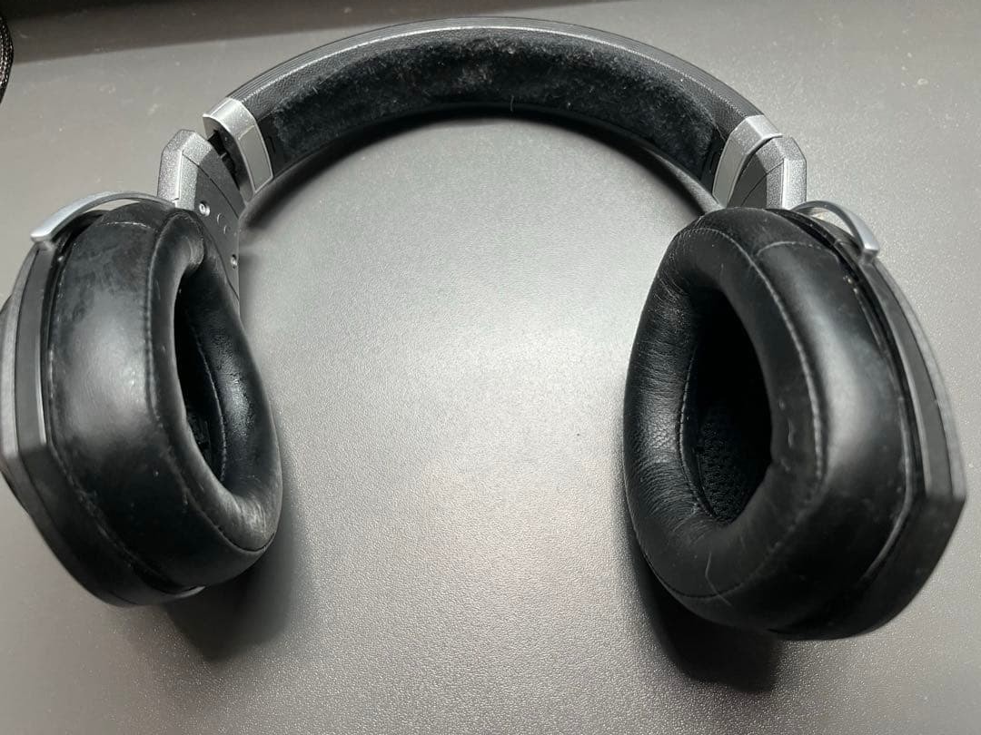Sennheiser HD 700 ヘッドホン Sennheiser HD700 Open-back Headphones hi-fi audiophile Fully