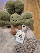 Amuseables Siofra Shamrock 🇮🇪 Jellycat | Jelly Journal