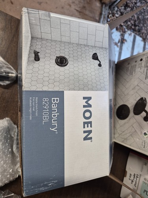 #ad Moen Banbury Single Handle 1 Spray 1.75 GPM Tub and Shower Faucet Black PARTS $35.00