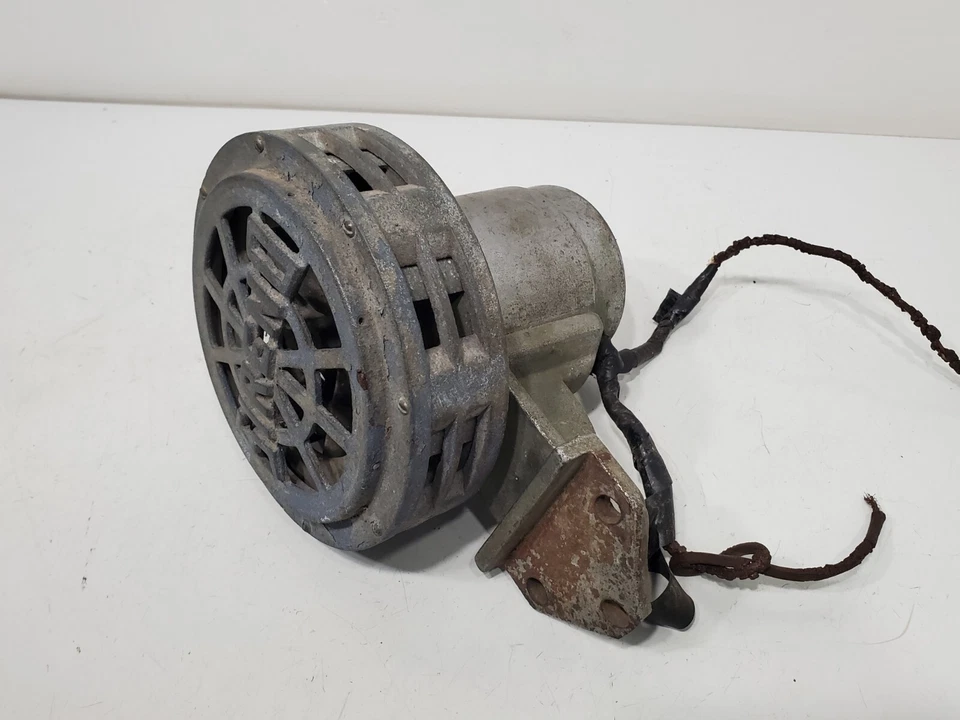 SIRENO #51 Vintage Antigo SIREN Chifre 6v Emergência Motor de Bombeiros Caminhão Ambulância - Imagem 2 de 4