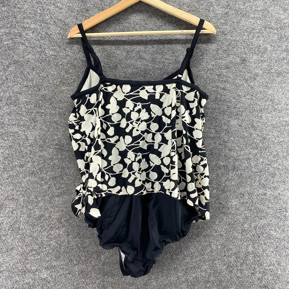 Traje de baño Azul para mujer 16W Plus negro floral de una pieza sin mangas forrado con cuello en V Foto 2 de 4