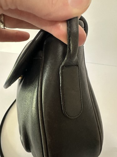 Bolso Bandolera Pequeño Vintage COACH CAFÉ Cuero Negro Hecho en EE. UU. Ligero - Imagen 16 de 23