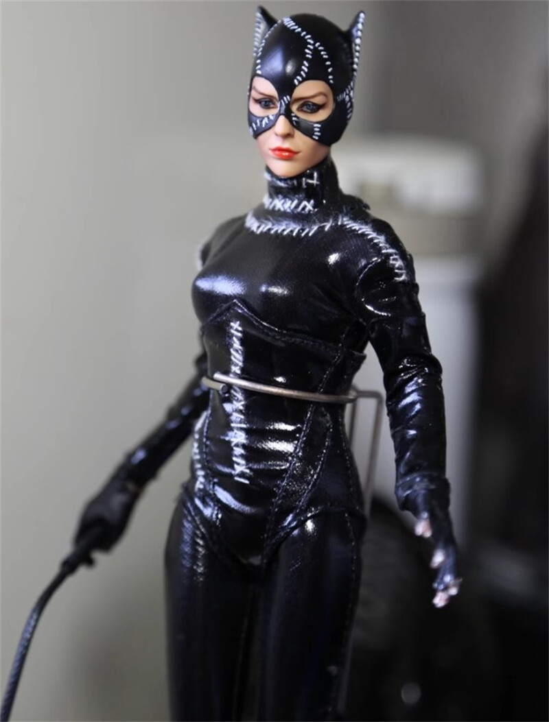 Kumik Catwoman 92 Ver. Batman Returns 1/6 Action Figure Doll Model