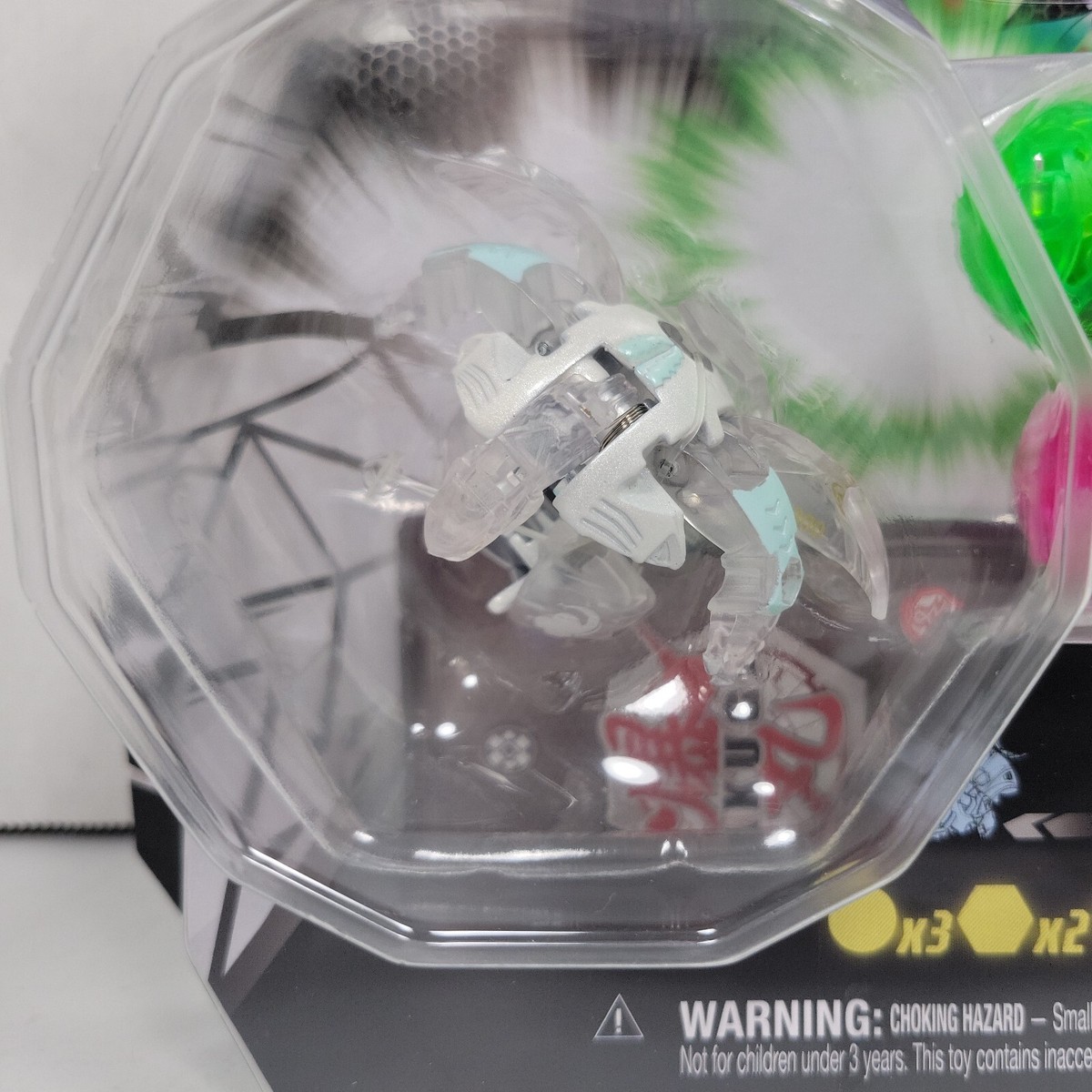 Bakugan Evolutions Platinum Power-Up Set – Mit True Metal Bakugan, 2 Nanogan & Karten, Sammelspielzeug