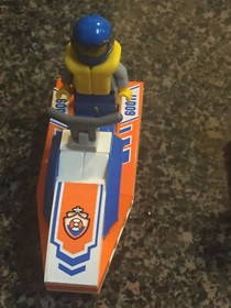M Lego Partial Build 60011 City Surfer Rescue w/ 2 Minifigures Minifig Surfer 