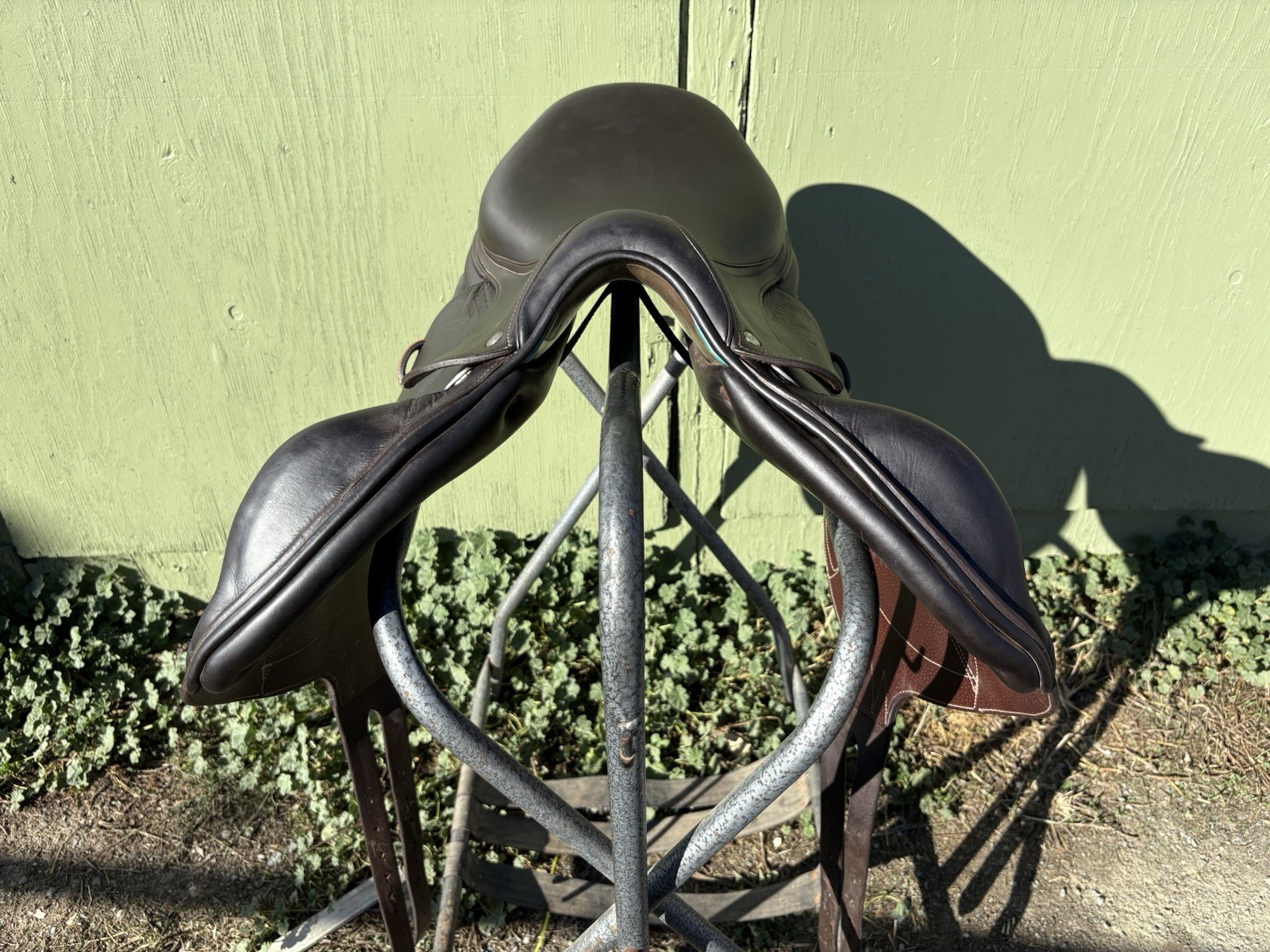 2021 Voltaire Lexington monoflap jump saddle, PRO panels, AO tree, full buffalo