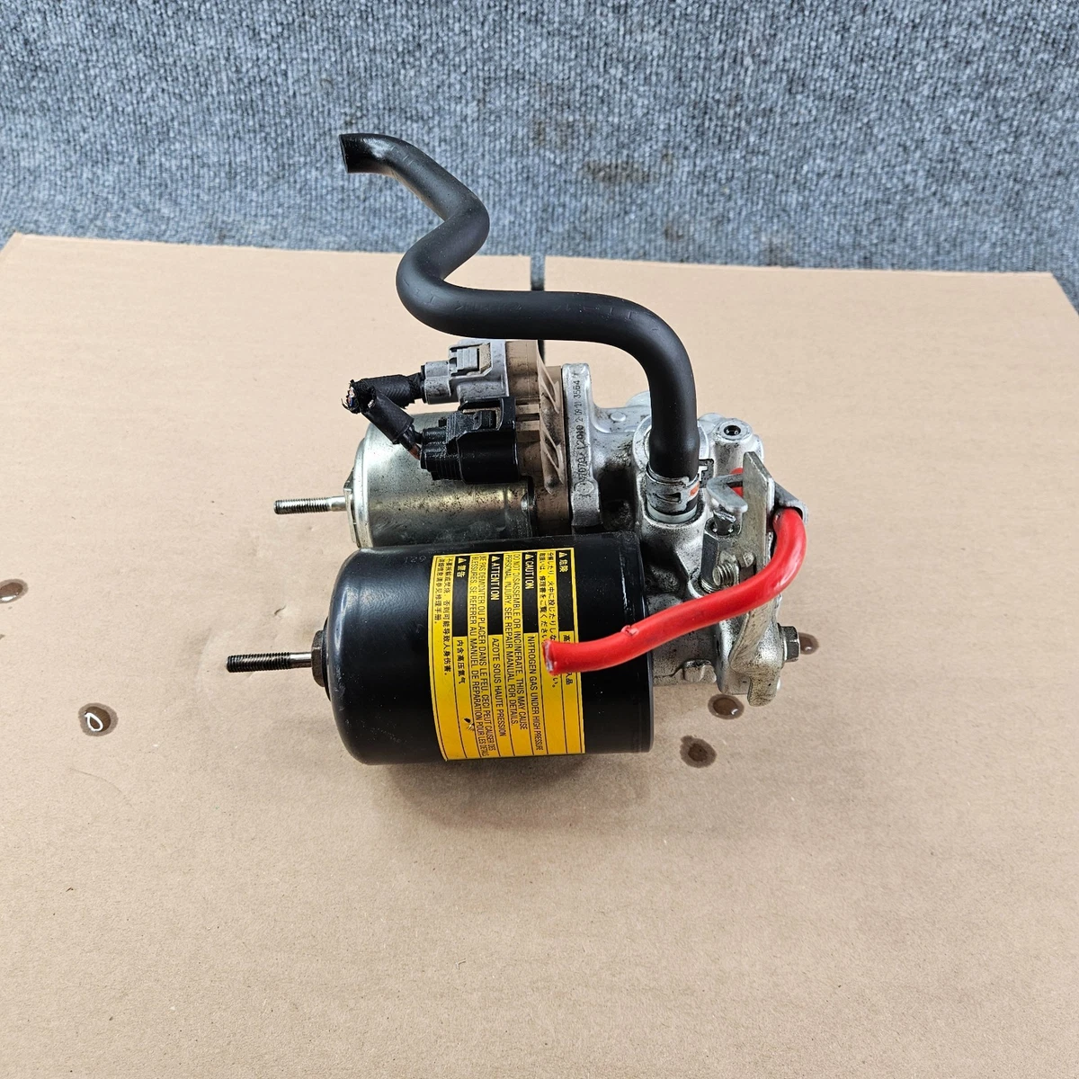 Amplificador De Freno Con Cilindro Maestro Para Toyota Prius - Modelos 2010 A 2012 - Número 47050-47140